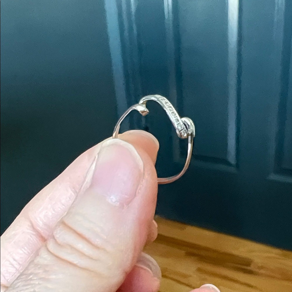 18k solid 3D ribbon Ring - Picture 5 of 5